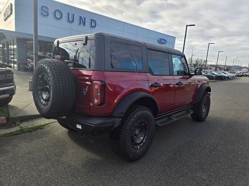 New 2025 Ford Bronco Badlands image 5