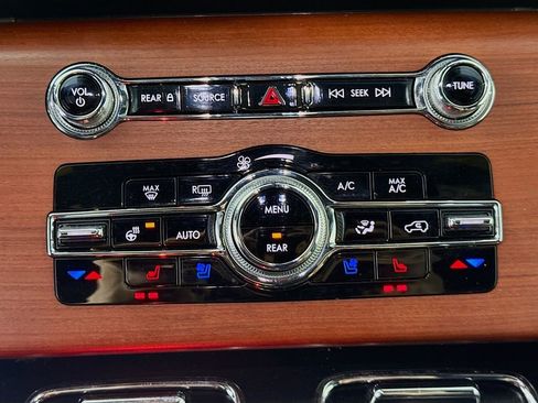 Used 2021 Lincoln Aviator Reserve w/ Equipment Group 201A image 18