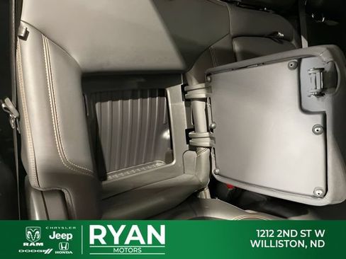 Used 2019 GMC Sierra 1500 AT4 w/ AT4 Preferred Package AWD/4WD image 45