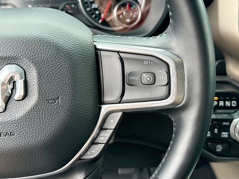 Used 2022 RAM 1500 Laramie AWD/4WD image 14