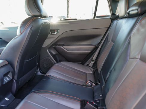 Used 2024 Subaru Crosstrek 2.5i Limited w/ Crosstrek Mirror Package image 18