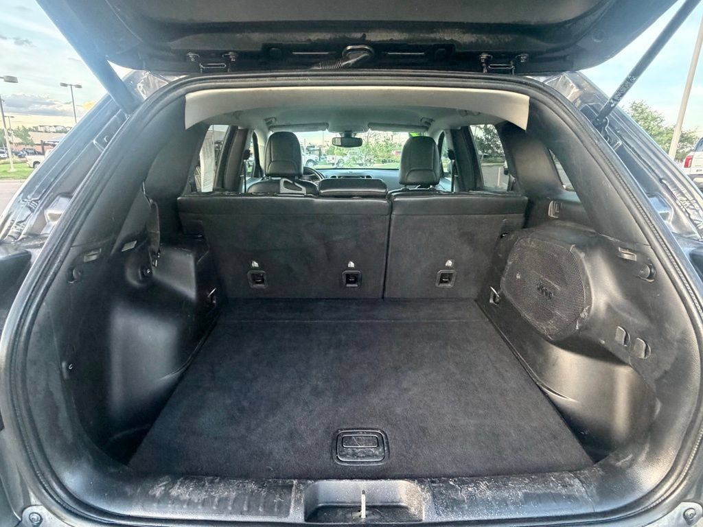 Used 2019 Jeep Cherokee Limited AWD/4WD image 27