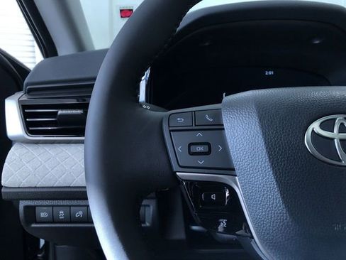 New 2026 Toyota Camry XLE image 25