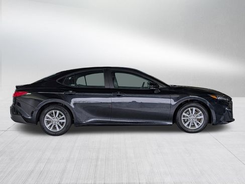 Certified 2025 Toyota Camry LE FWD image 8