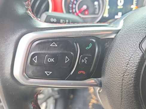 Used 2018 Jeep Wrangler Unlimited Rubicon w/ Safety Group image 19