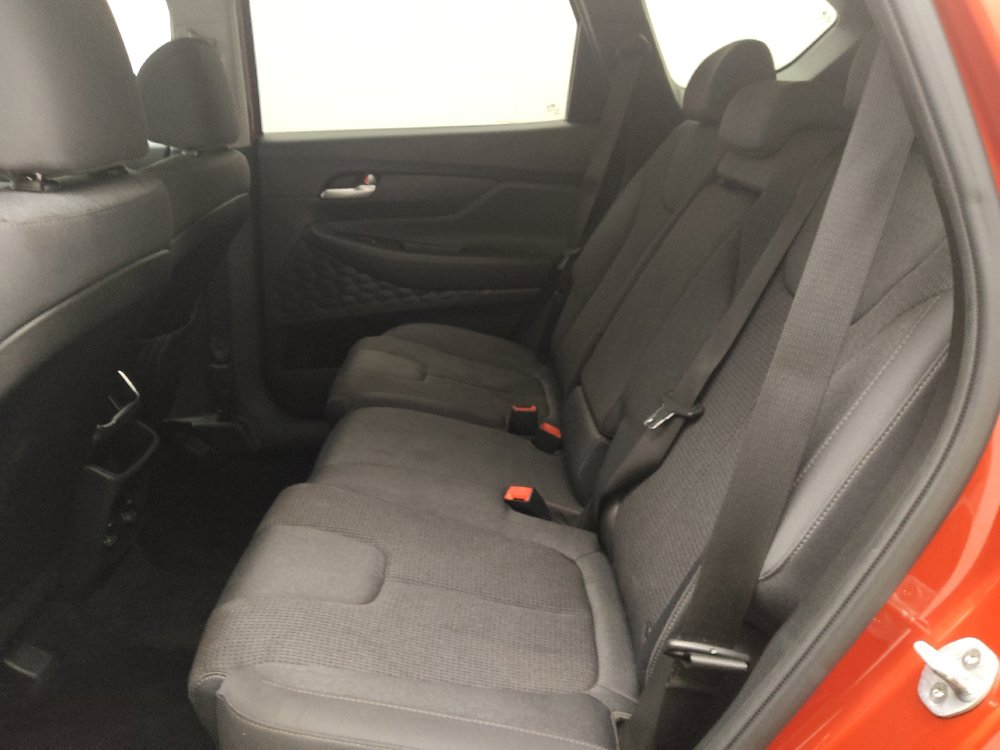 Used 2020 Hyundai Santa Fe SE FWD image 18