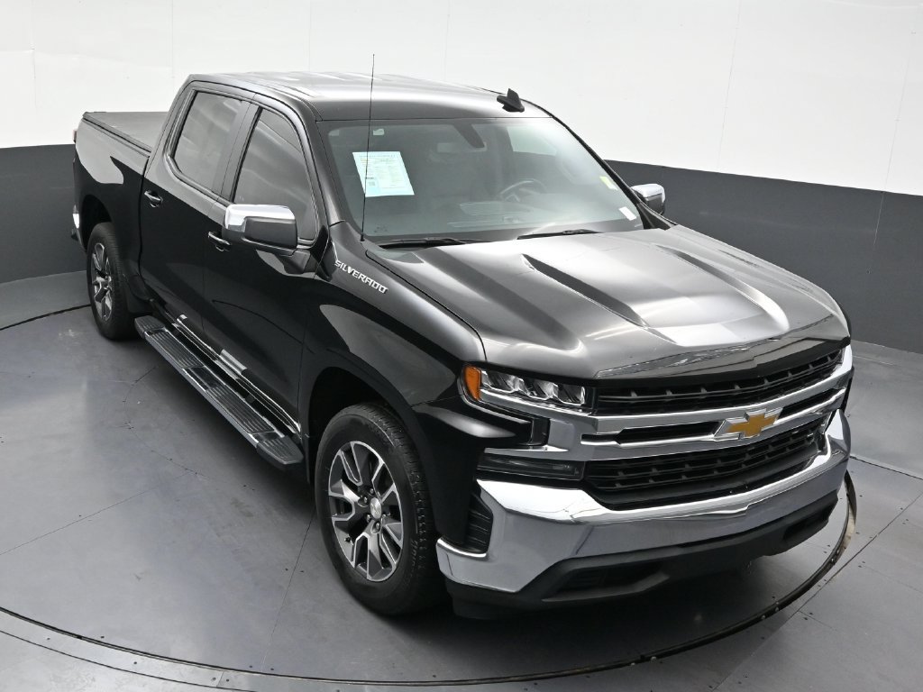 Used 2022 Chevrolet Silverado 1500 LT w/ Leather Package RWD image 16