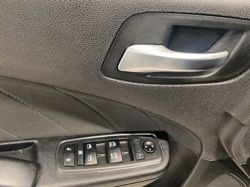 Used 2019 Dodge Charger SXT w/ Driver Confidence Group image 26