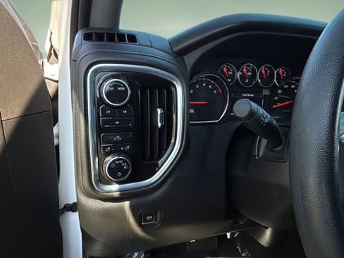 Used 2022 Chevrolet Silverado 2500 LT image 21