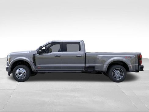 New 2026 Ford F450 Platinum w/ FX4 Off-Road Package AWD/4WD image 3