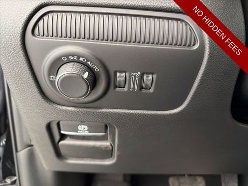 New 2026 Jeep Grand Wagoneer Limited AWD/4WD image 10