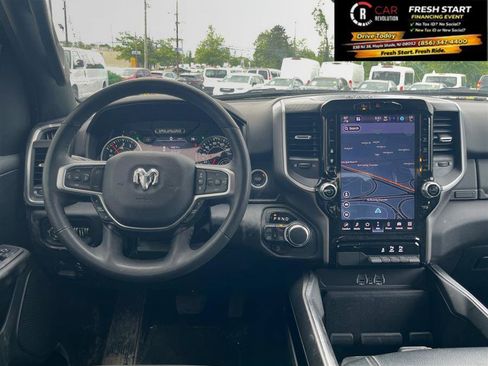 Used 2025 RAM 1500 Big Horn AWD/4WD image 37