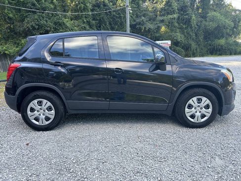 Used 2016 Chevrolet Trax LS FWD image 6
