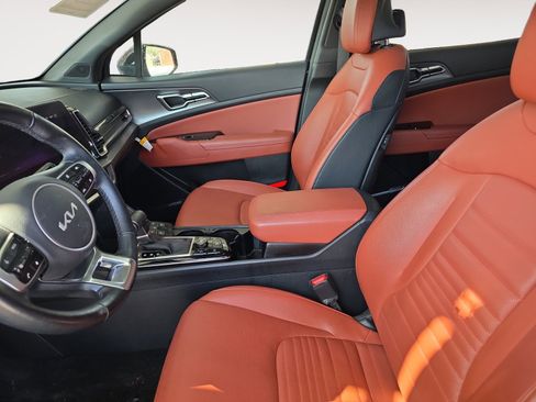 Certified 2025 Kia Sportage SX image 19