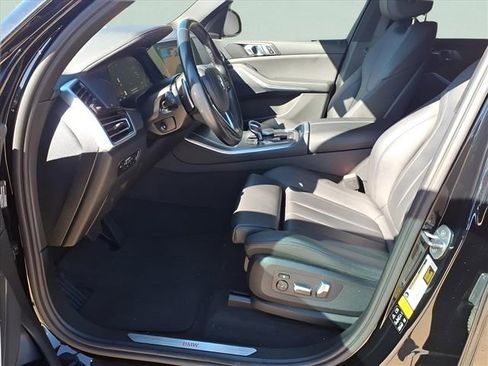 Used 2019 BMW X5 xDrive40i w/ Premium Package 2 AWD/4WD image 11