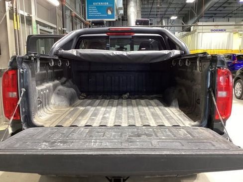 Used 2018 Chevrolet Colorado ZR2 w/ LPO, Door Decal Package image 17