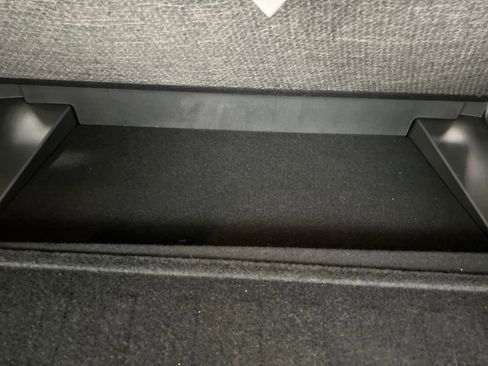 Used 2025 Nissan Rogue SL w/ Tech Package image 35