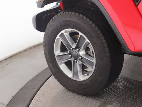 Used 2023 Jeep Wrangler Sahara image 13