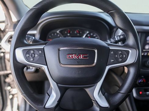 Used 2023 GMC Acadia SLE w/ Driver Convenience Package FWD image 14