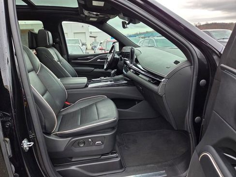 Used 2023 Cadillac Escalade Sport image 14