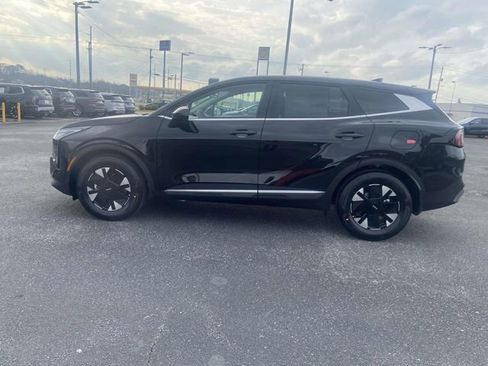 New 2026 Kia Sportage LX FWD image 6