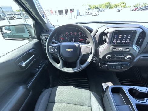 Certified 2024 Chevrolet Silverado 1500 Custom AWD/4WD image 13