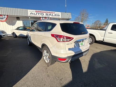 Used 2014 Ford Escape Titanium image 4