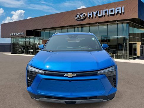 Used 2024 Chevrolet Blazer EV LT image 2