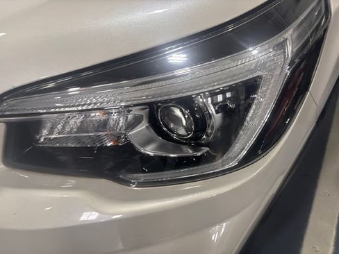 Used 2020 Subaru Forester Limited AWD/4WD image 2