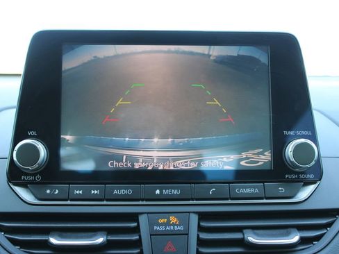 Used 2022 Nissan Altima 2.5 SR w/ Midnight Edition Package image 47