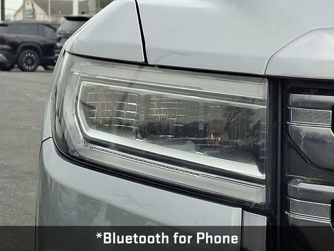 Used 2023 GMC Acadia AT4 w/ Preferred Package image 10