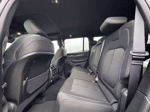 New 2026 Jeep Grand Cherokee Laredo X AWD/4WD image 19