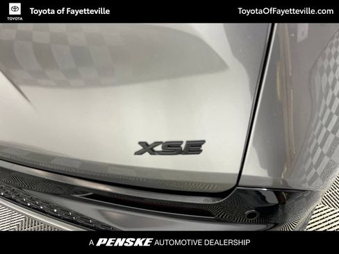 Used 2026 Toyota Sienna XSE FWD image 20