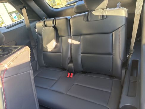 New 2026 Ford Explorer ST-Line w/ ST-Line Street Pack image 17