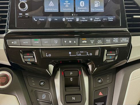 New 2026 Honda Odyssey EX-L image 17