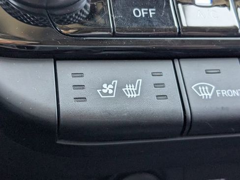 Used 2021 Hyundai Elantra Limited image 28