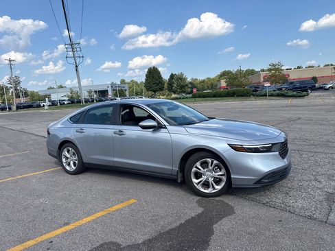 Used 2025 Honda Accord LX image 24