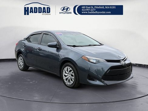 Used 2018 Toyota Corolla LE FWD image 7