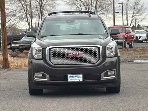 Used 2017 GMC Yukon Denali w/ Open Road Package image 10