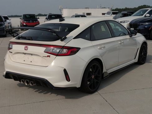 Used 2025 Honda Civic Type R image 5