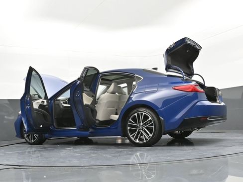 Certified 2025 Toyota Camry XLE image 54