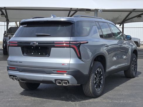 New 2026 Chevrolet Traverse Z71 image 4