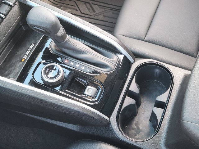 Used 2026 Chevrolet Colorado Trail Boss AWD/4WD image 22