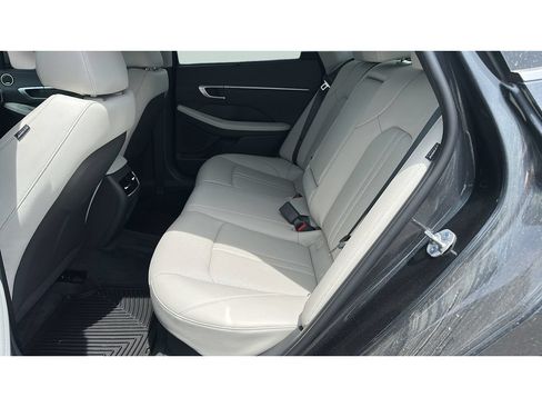 Used 2026 Hyundai Sonata Limited FWD image 18