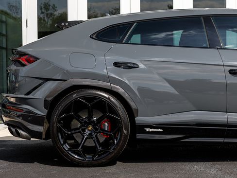 Used 2023 Lamborghini Urus Performante image 19