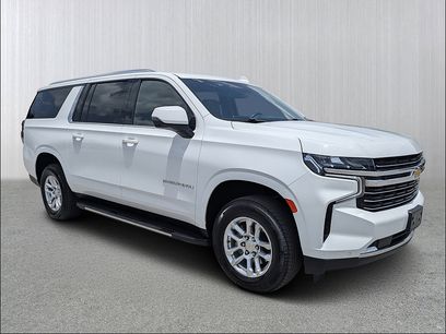 Used 2024 Chevrolet Suburban LT w/ Luxury Package