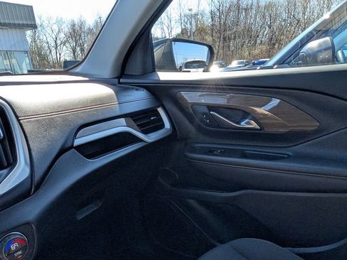 Used 2020 GMC Terrain SLE w/ Driver Convenience Package image 28