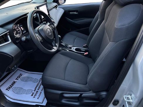 Used 2020 Toyota Corolla LE image 11