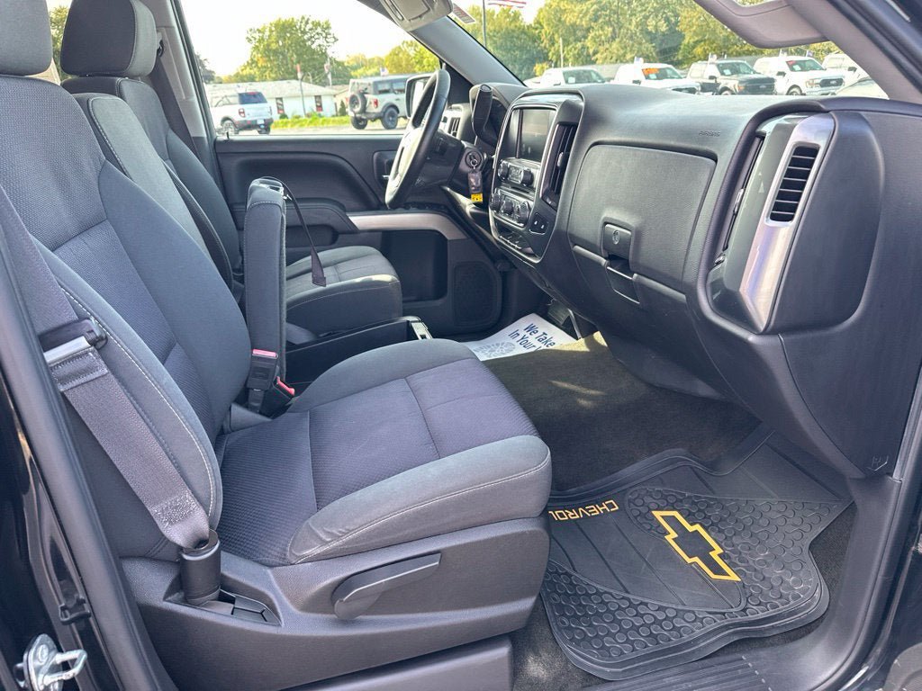 Used 2015 Chevrolet Silverado 1500 LT w/ All Star Edition AWD/4WD image 11