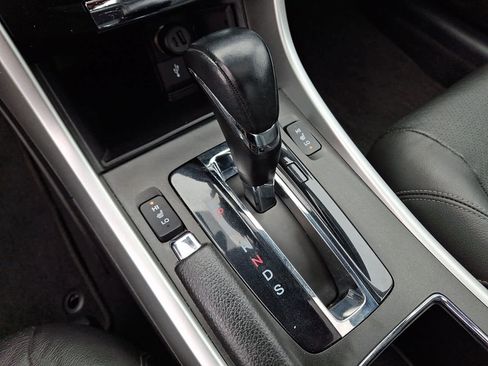 Used 2015 Honda Accord EX-L image 17